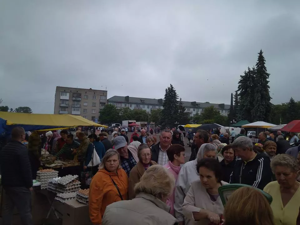 Якими були ціни на весняному ярмарку у Володимирі-Волинському? 4