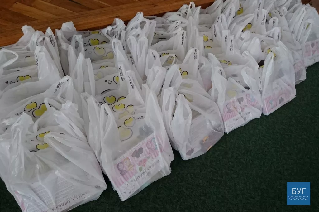 У Володимирі-Волинському міський голова зустрівся з дітьми-сиротами 5