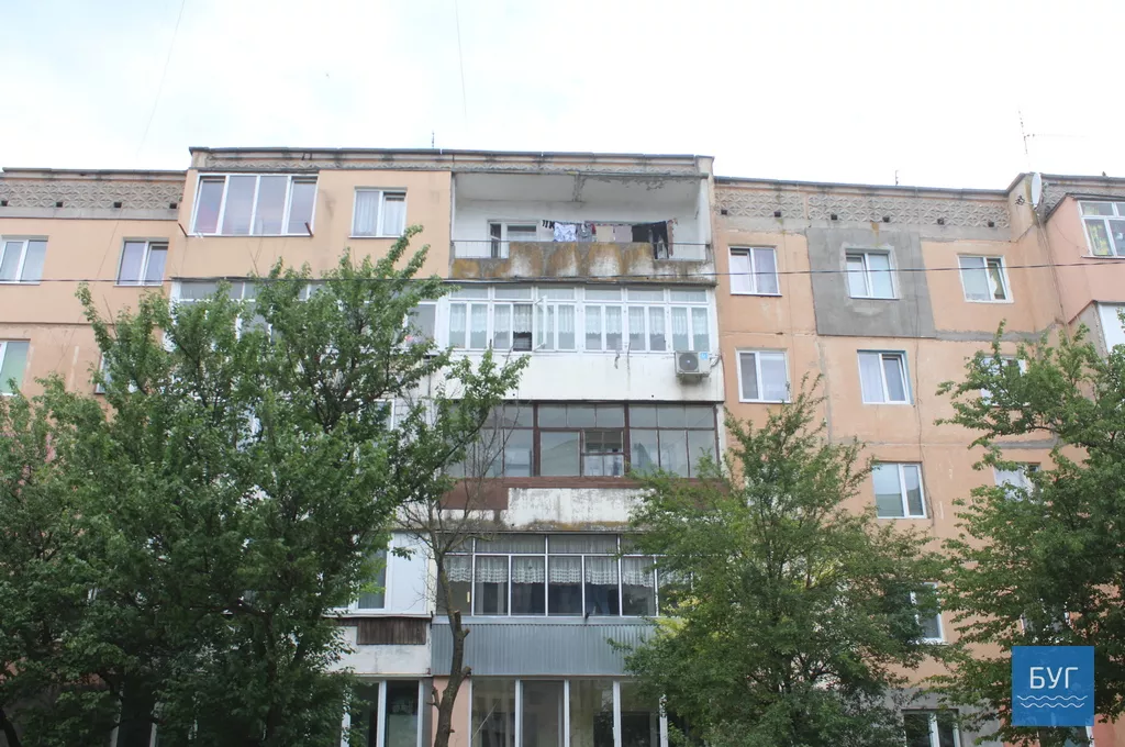 Народний депутат Ігор Гузь взяв участь у толоці в дворі ОСББ "Наше містечко" у Володимирі-Волинському 32