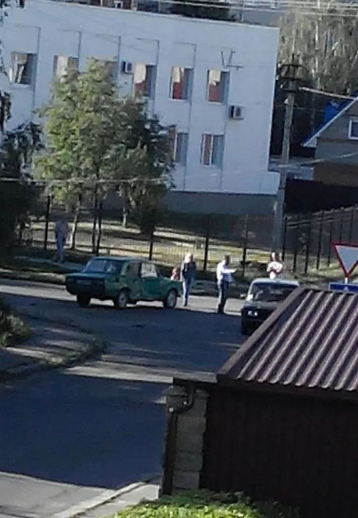 У Володимирі-Волинському біля суду трапилося ДТП 2