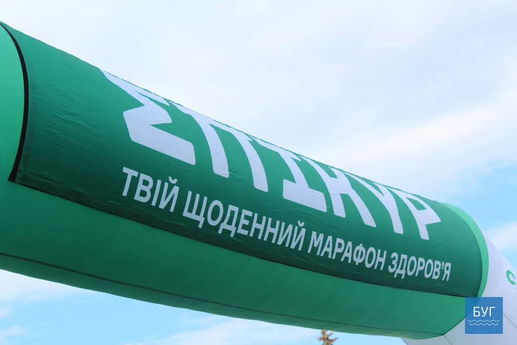 У Володимирі-Волинському у забігові на 5 кілометрів взяло участь більше 140 людей 2