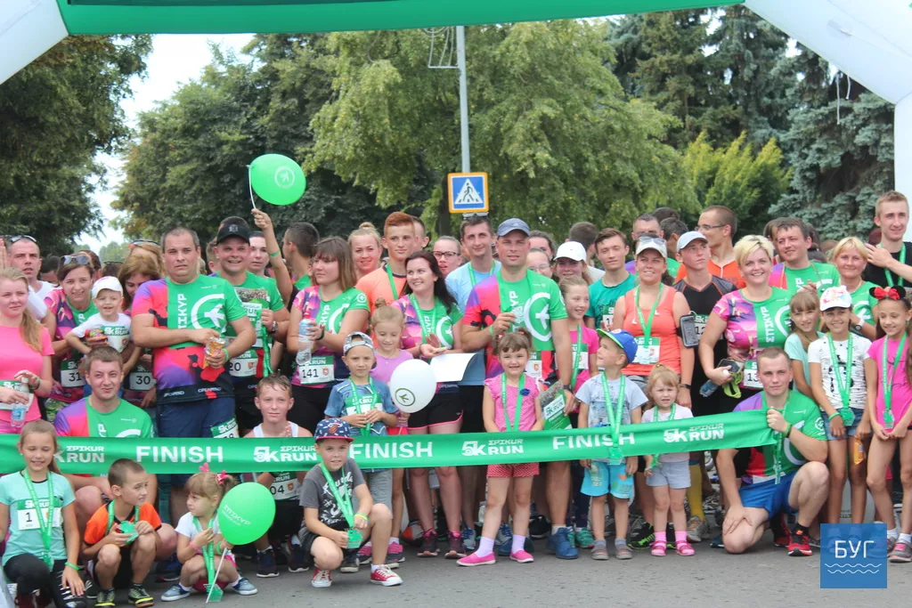 У Володимирі-Волинському у забігові на 5 кілометрів взяло участь більше 140 людей 32