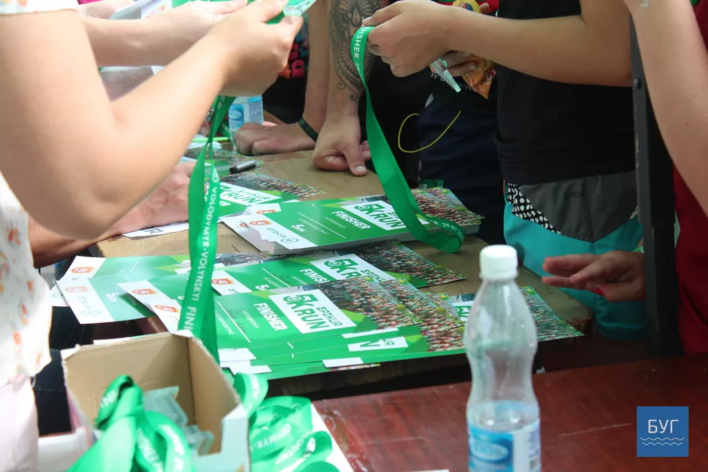 У Володимирі-Волинському у забігові на 5 кілометрів взяло участь більше 140 людей 37