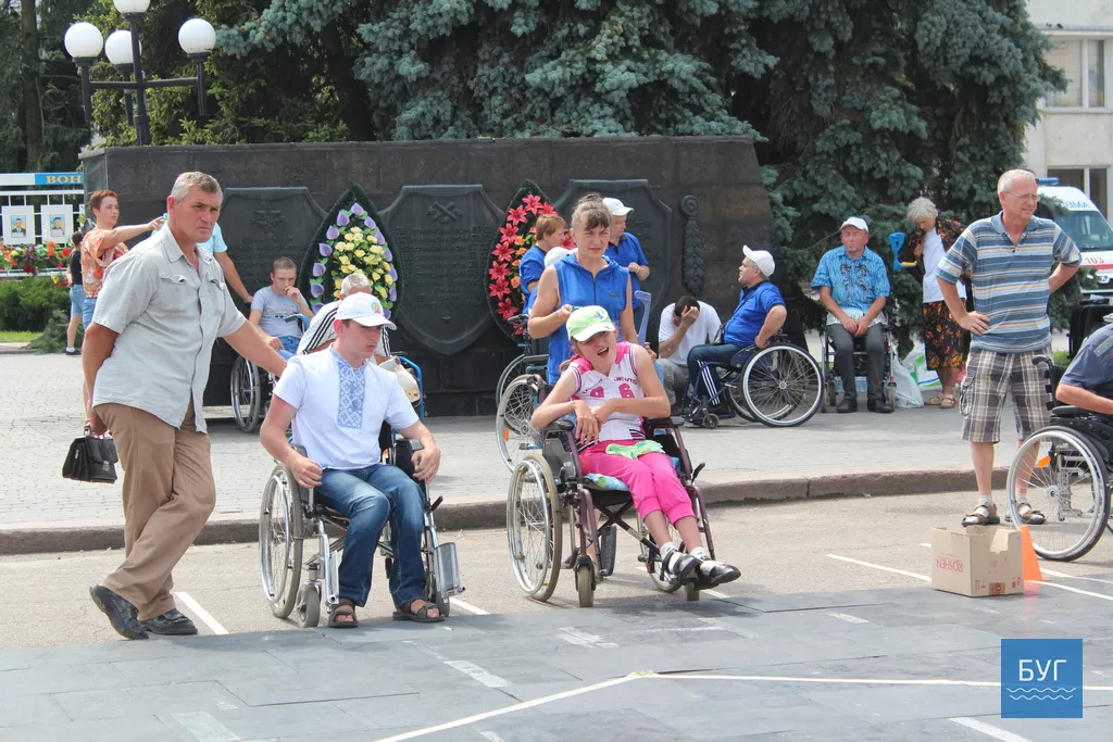 У Володимирі-Волинському вперше провели змагання із гри «Бочча» для людей з обмеженими можливостями 1