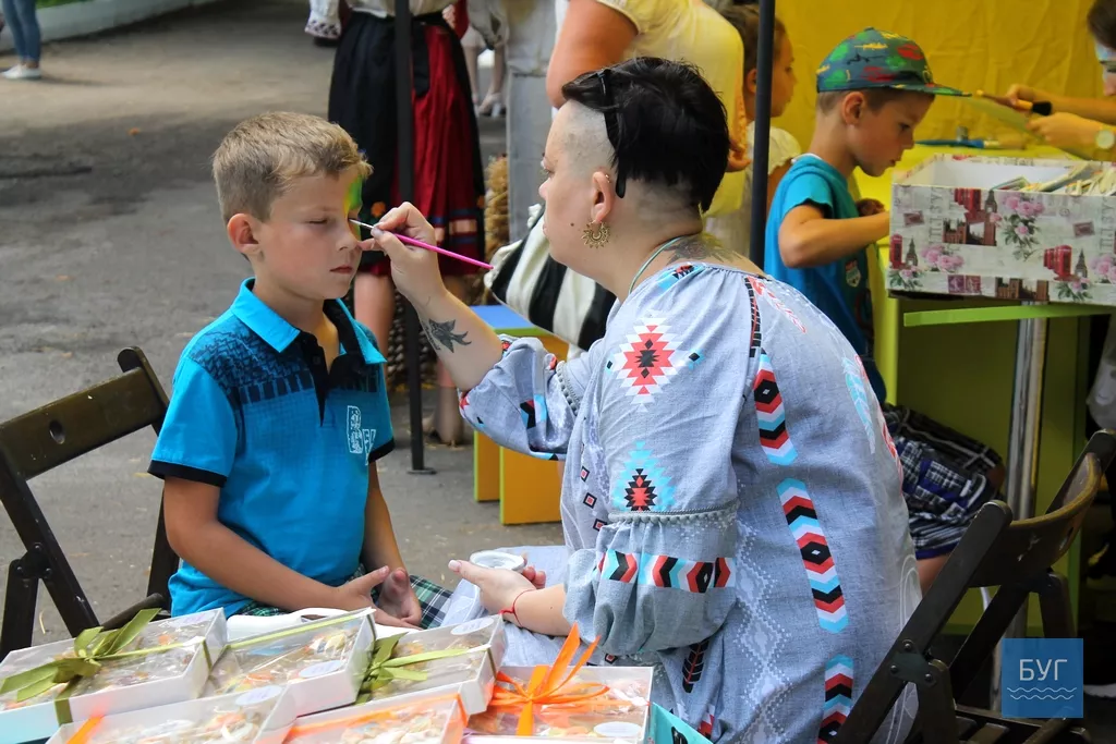 Спорт, розваги та відкриття інсталяції: у Павлівці відзначили День громади 6