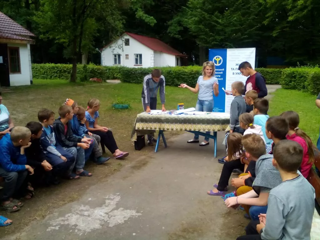 Вихованцям табору «Барвінок» провели «Подорож у світ професій» 3