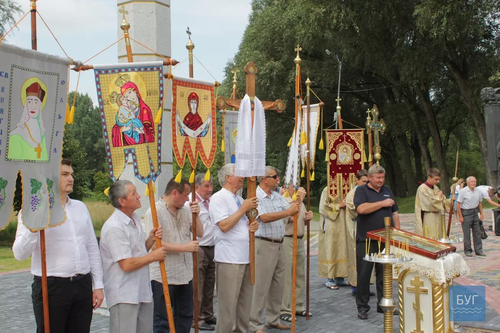 У Володимирі-Волинському розпочали святкування з нагоди 1030-ліття із богослужіння. Фоторепортаж 7
