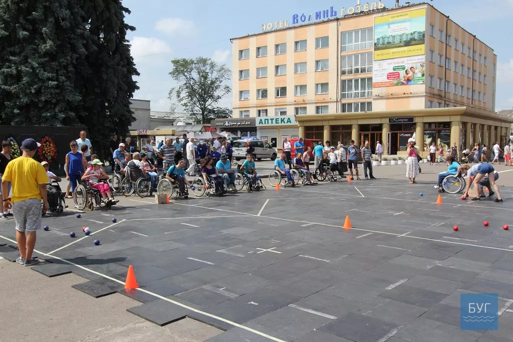 У Володимирі-Волинському вперше провели змагання із гри «Бочча» для людей з обмеженими можливостями 7