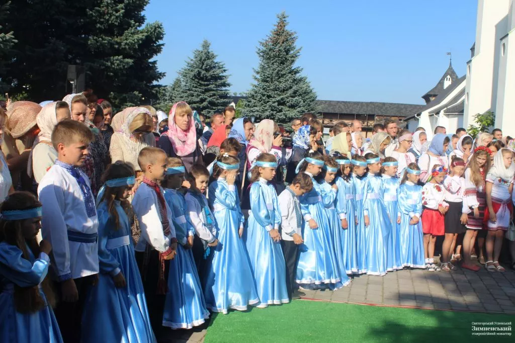 У Зимнівському монастирі відзначили річницю хрещення України-Русі 6