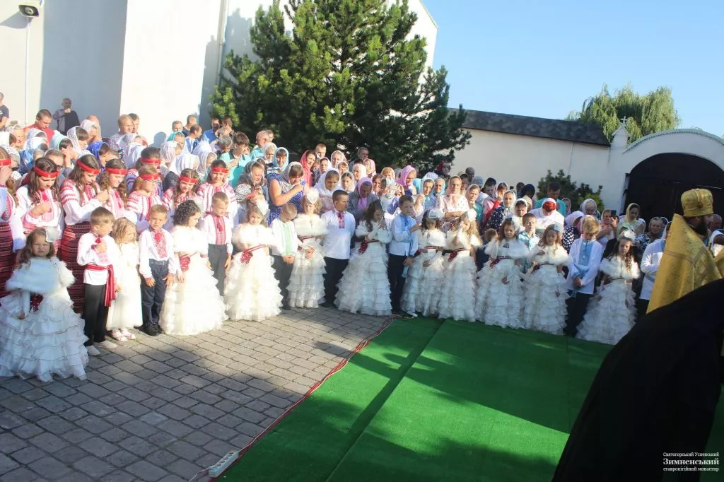 У Зимнівському монастирі відзначили річницю хрещення України-Русі 7