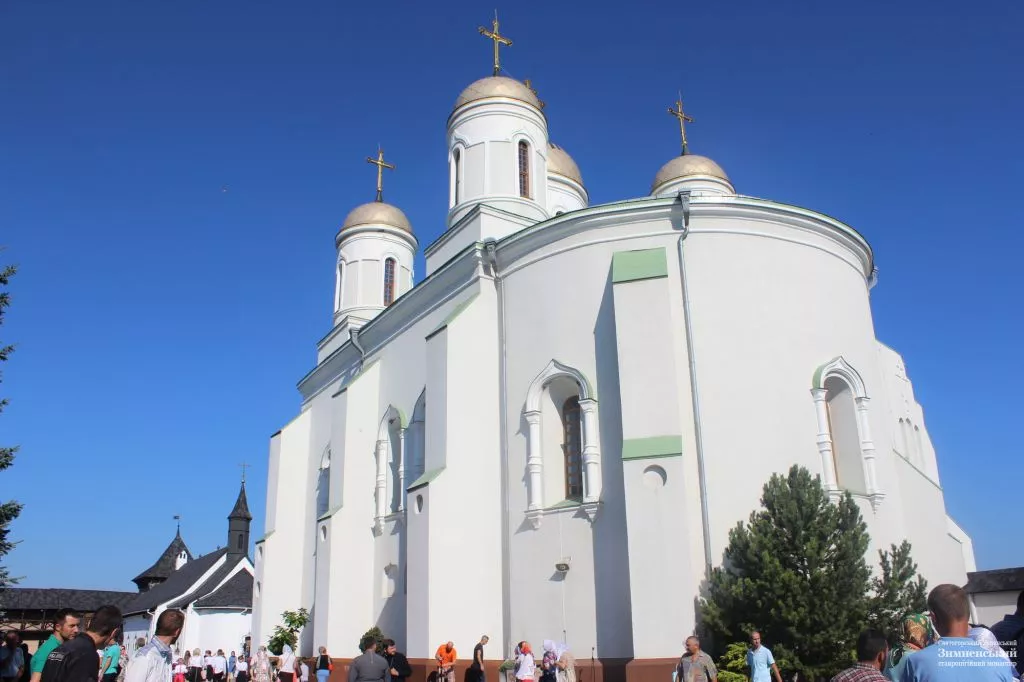 У Зимнівському монастирі відзначили річницю хрещення України-Русі 12