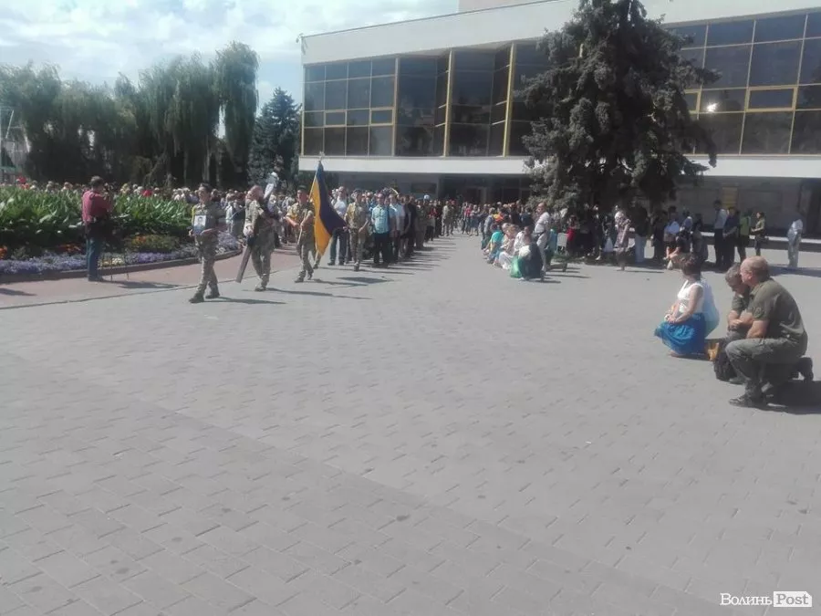 У Луцьку попрощалися із загиблими воїнами 14 ОМБр 2