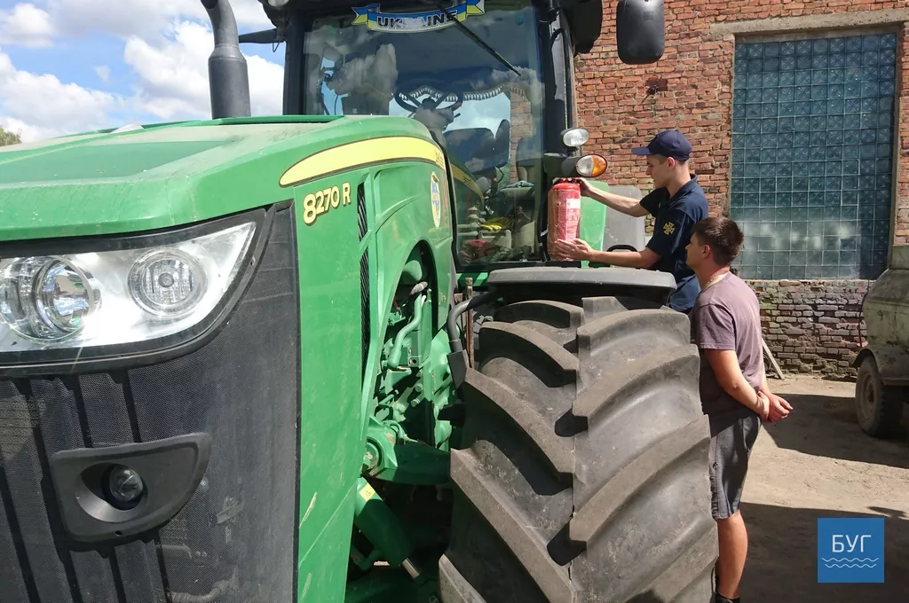 Рятувальники Володимира-Волинського розповіли, як зробити жнива безпечними 7
