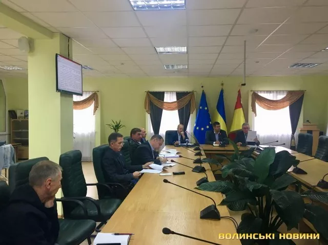 За проїзд у Луцьку можна буде заплатити смартфоном чи карткою. Для реалізації програми потрібно 48,5 мільйона гривень 2