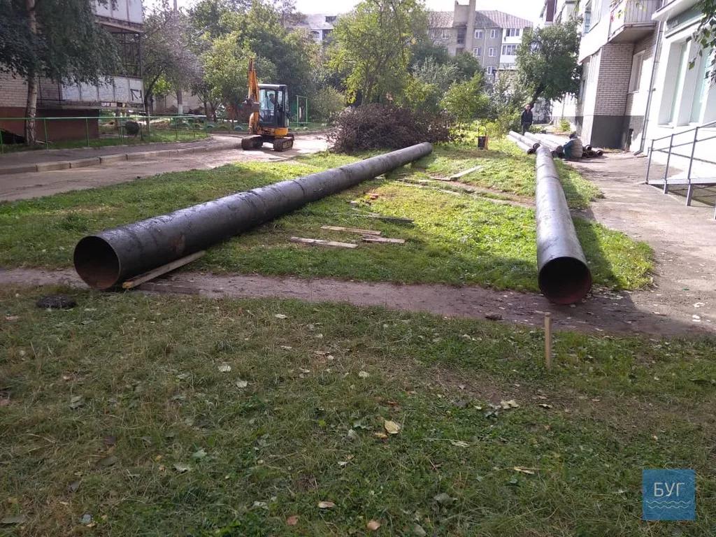 У Володимирі-Волинському перекрили частину вулиці Незалежності 3