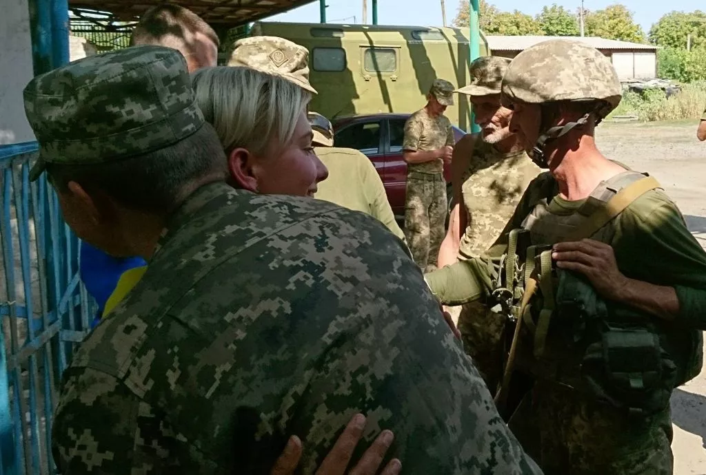 Військовослужбовці 14-ї ОМБр зустрілися й одружилися на передовій 7