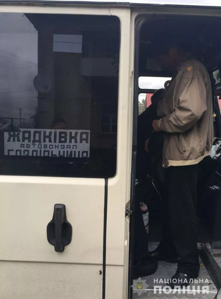 На Рівненщині затримали водія маршрутки у нетверезому стані 2