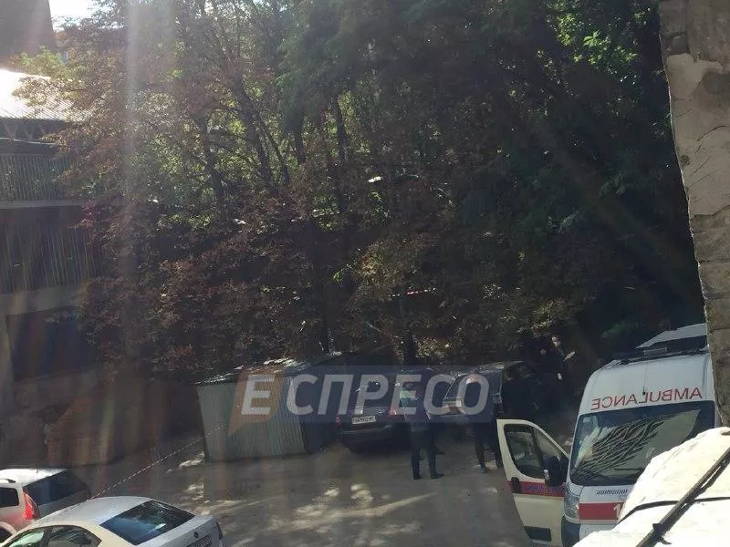 У Києві безхатько знайшов пакет із мертвим немовлям 3