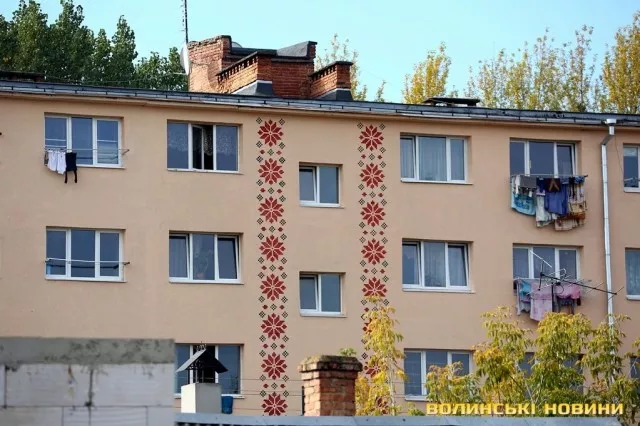 Символічні, красиві, унікальні: топ найкращих муралів і графіті Луцька 9