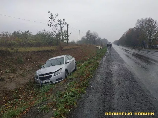 У селі поблизу Луцька зіткнулися дві автівки 2