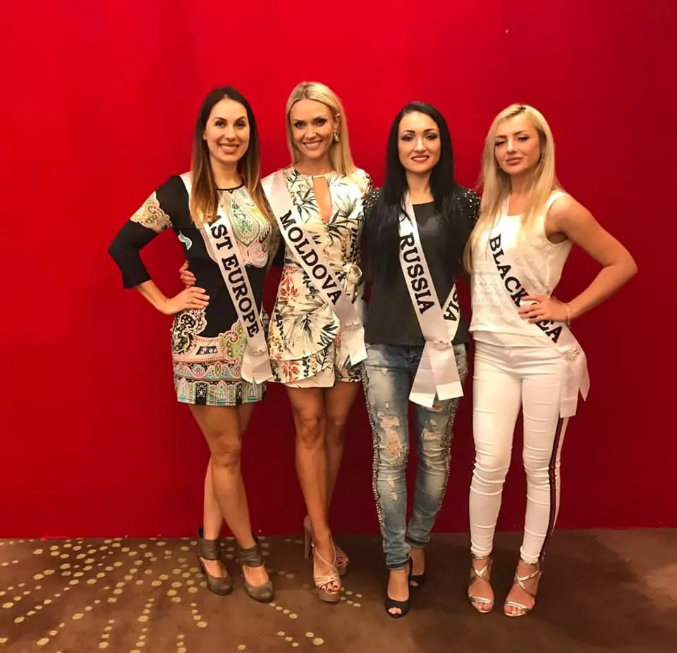 Яна Власюк з Нововолинська на фіналі конкурсу «Mrs. Globe» в Китаї отримала черговий титул та ввійшла в ТОП-30 16