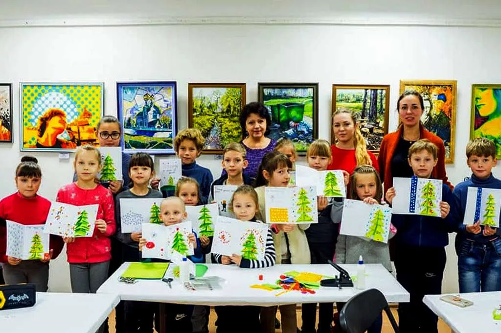 У Володимирі-Волинському розпочала роботу «Передноворічна майстерня» 2