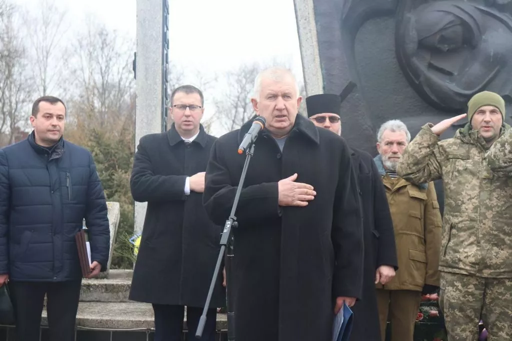 У Володимирі-Волинському вшанували пам'ять воїнів-інтернаціоналістів 2