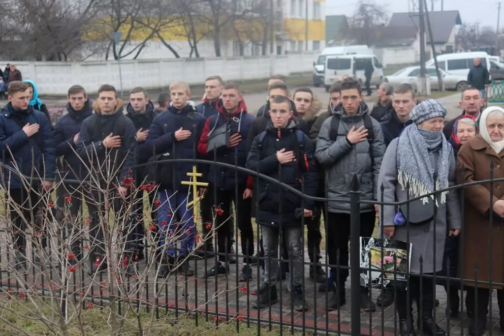 У Володимирі-Волинському вшанували пам'ять воїнів-інтернаціоналістів 3