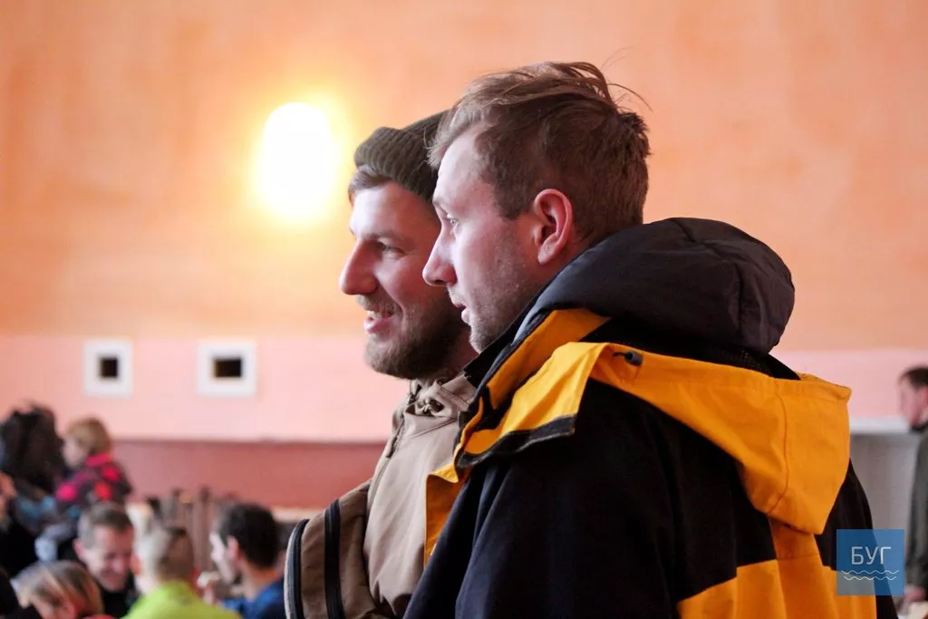 Екстремальний туристичний змаг «Доброволець» зібрав у Вовчаку майже 300 учасників 12