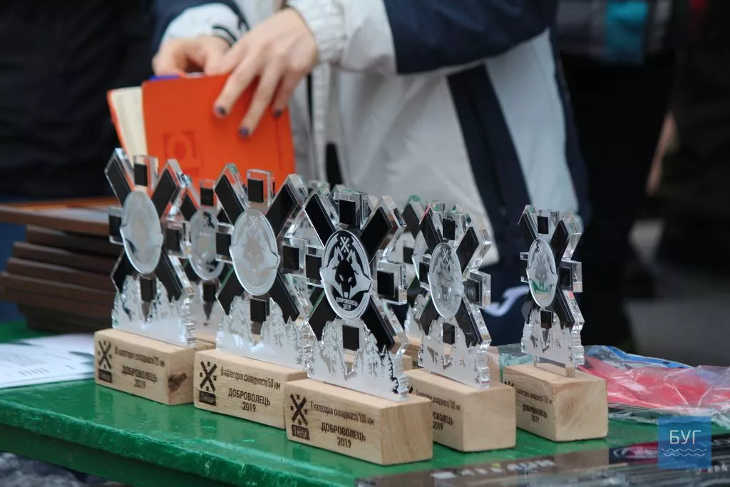 Екстремальний туристичний змаг «Доброволець» зібрав у Вовчаку майже 300 учасників 29