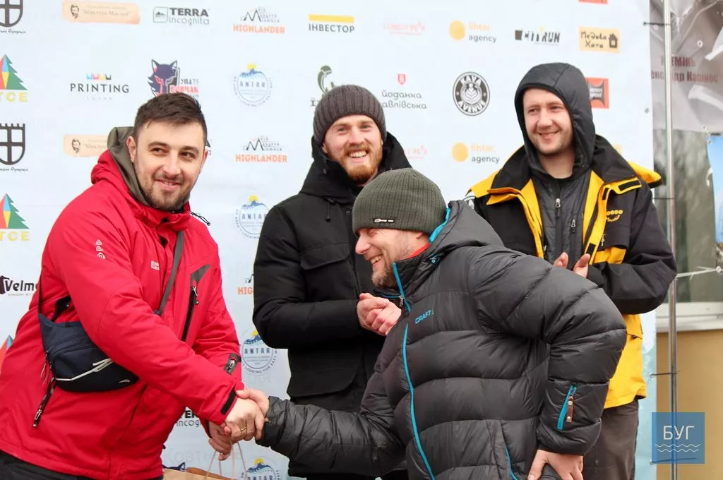 Екстремальний туристичний змаг «Доброволець» зібрав у Вовчаку майже 300 учасників 47