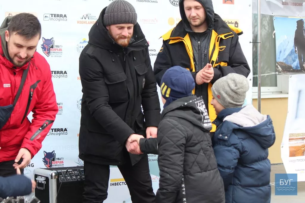 Екстремальний туристичний змаг «Доброволець» зібрав у Вовчаку майже 300 учасників 49