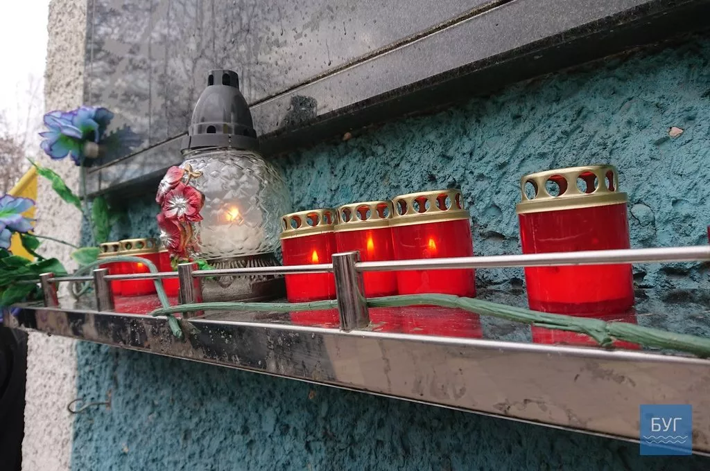 У Володимирі-Волинському вшанували пам'ять Героїв Небесної Сотні 5