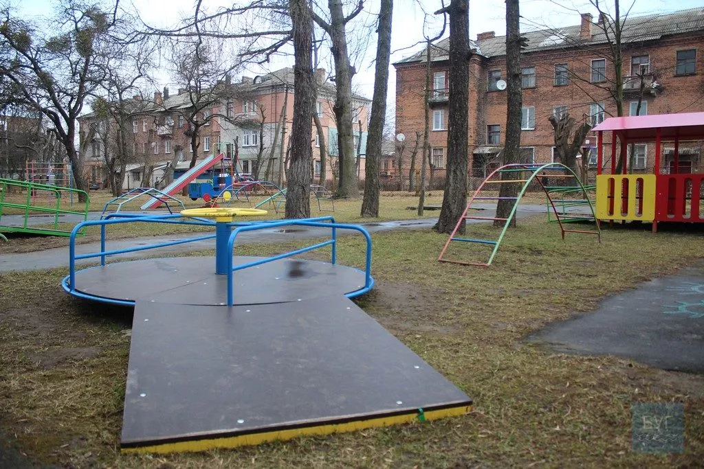 Другий у Волинській області інклюзивний дитячий майданчик з'явився в Нововолинську 7