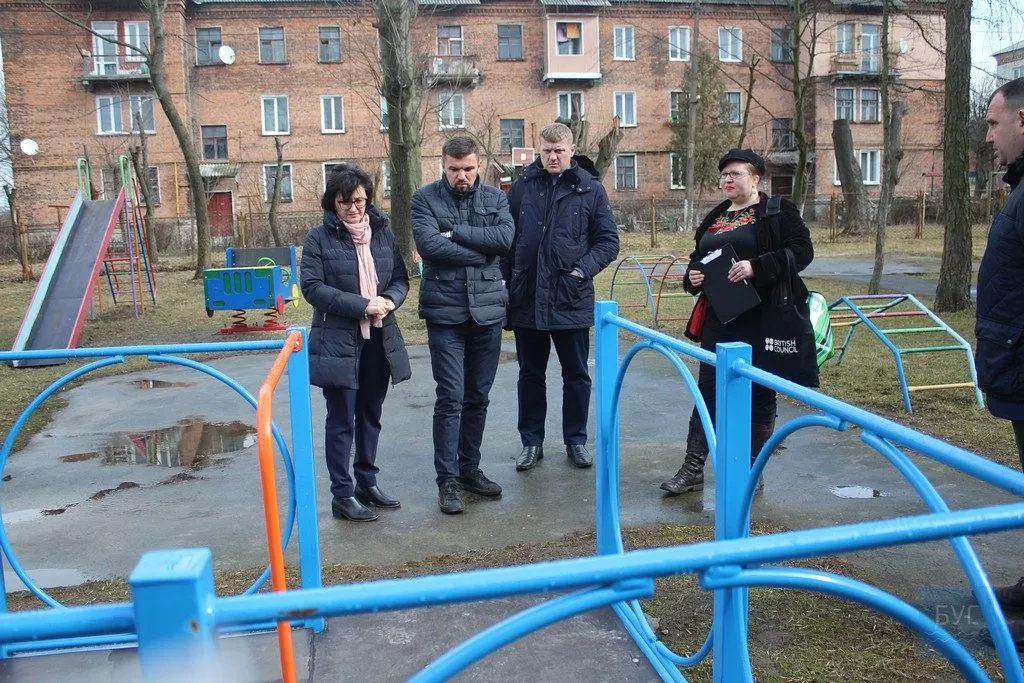 Другий у Волинській області інклюзивний дитячий майданчик з'явився в Нововолинську 5