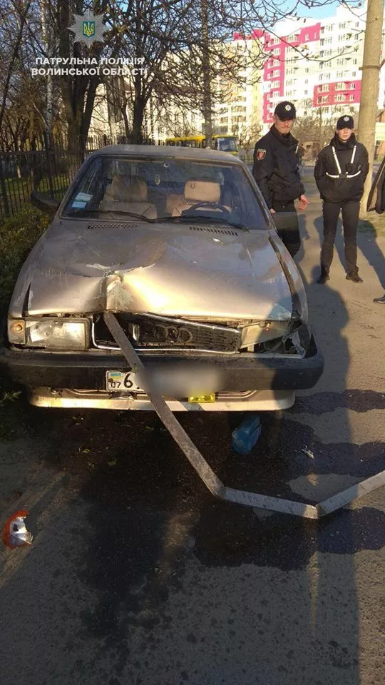 На п'яного професора СНУ, який спричинив 2 ДТП у Луцьку, виписали 5 протоколів 2