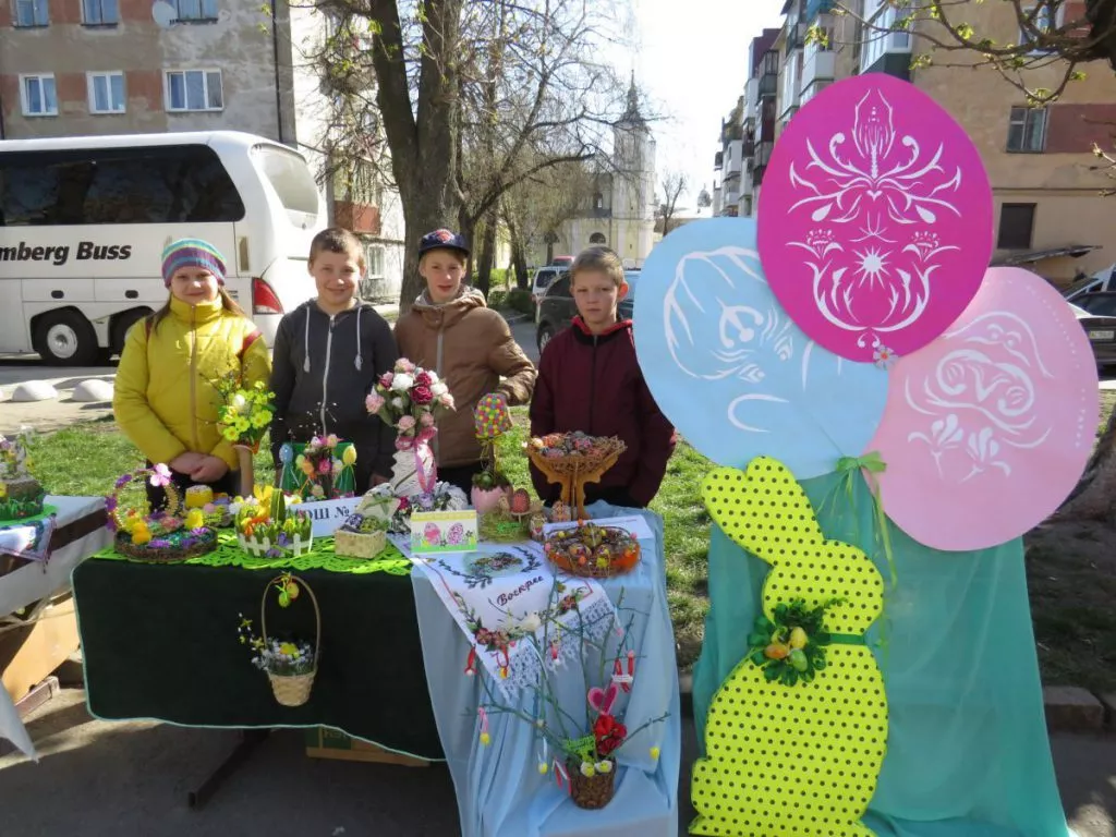 У Володимирі-Волинському пройшло передвеликоднє свято-ярмарок 3