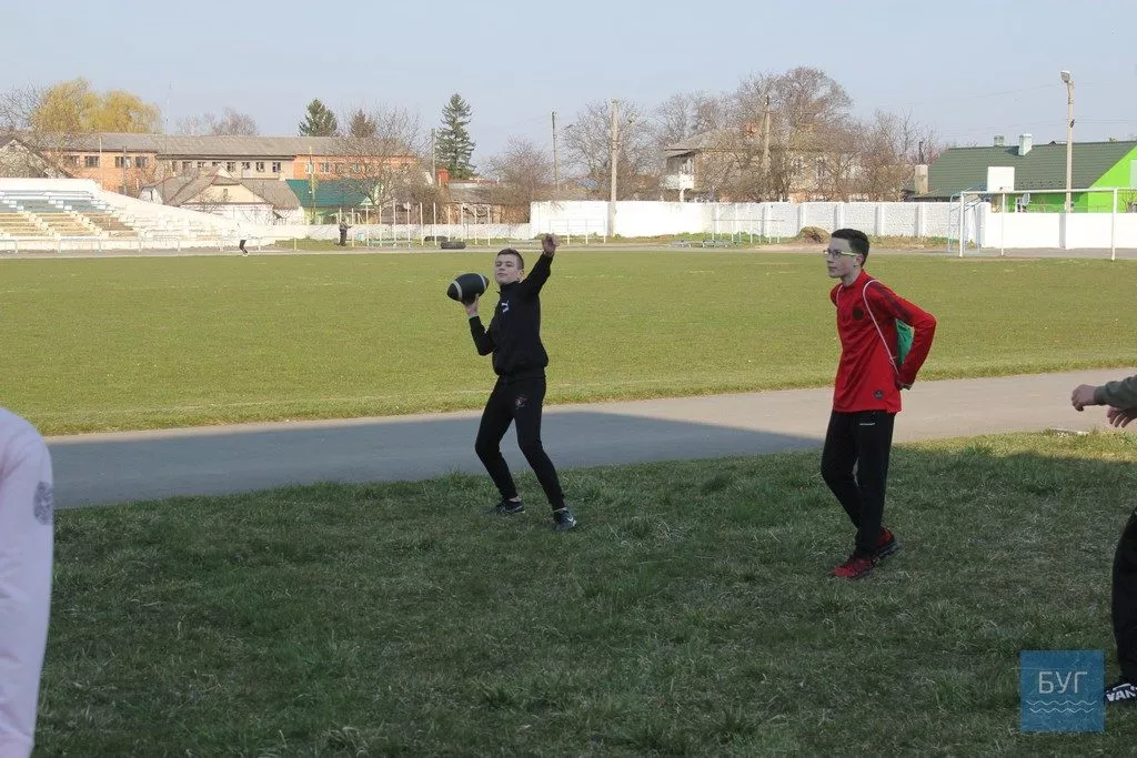 День здоров'я у Володимирі-Волинському: зарядка, пробіжка та американський футбол 23