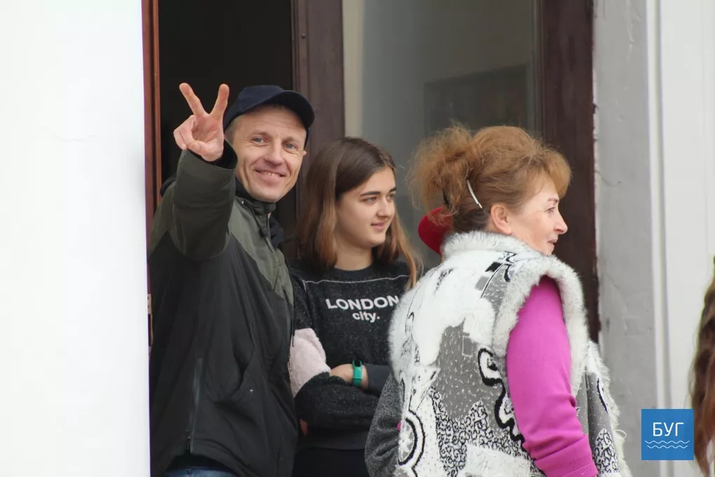 На площі у Володимирі-Волинському співали караоке. Фоторепортаж 4