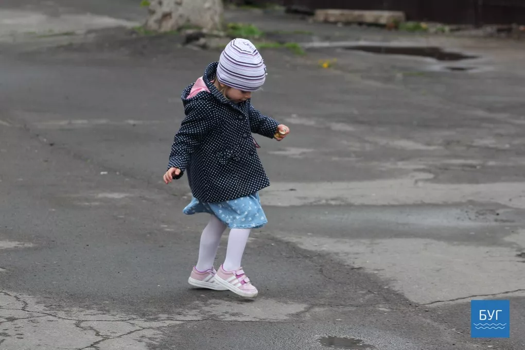 На площі у Володимирі-Волинському співали караоке. Фоторепортаж 45