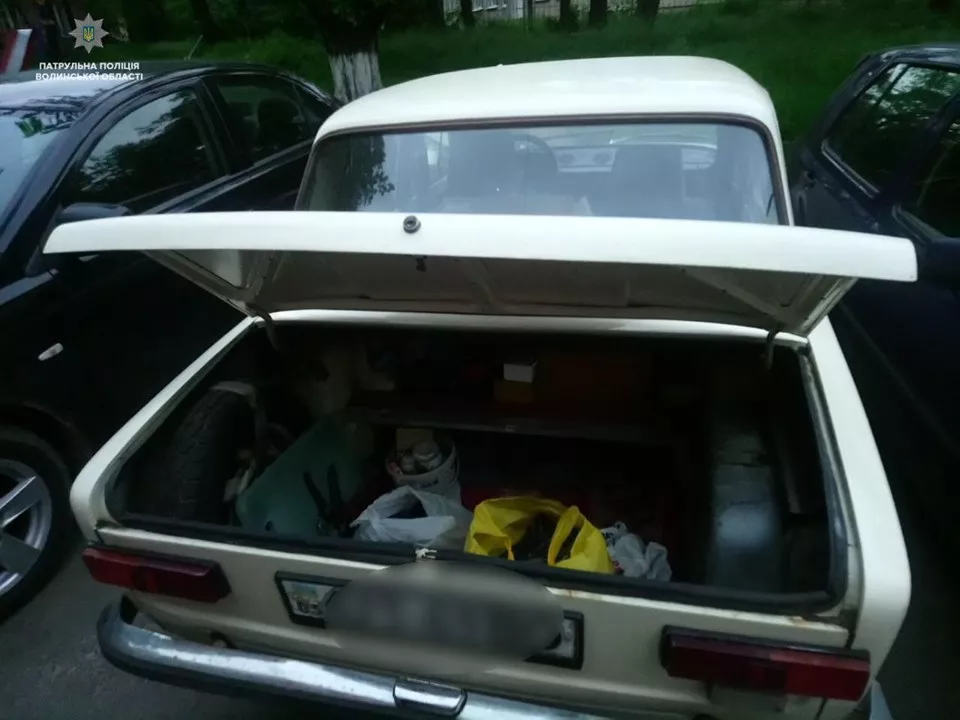 У Луцьку «на гарячому» спіймали грабіжників авто 2