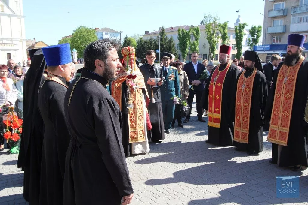 Організації ветеранів поклали квіти до обеліску Слави у Володимирі-Волинському 5