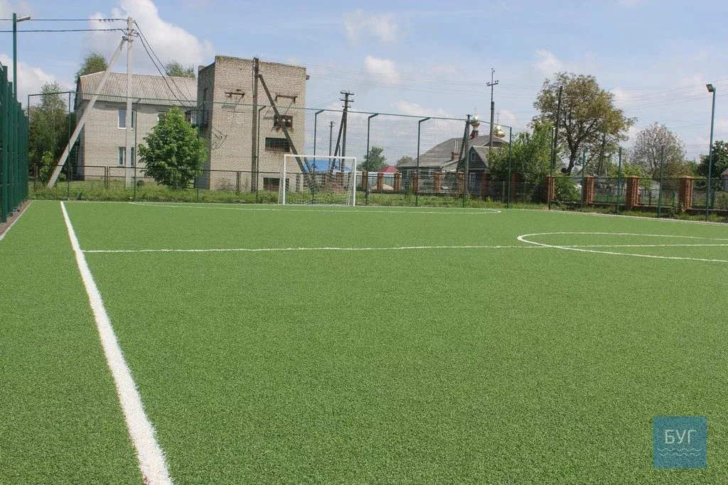 В селі Льотниче Зимнівської ОТГ відкрили сучасний спортивний майданчик 2