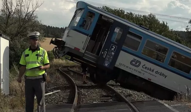 У Чехії автобус з українцями потрапив у ДТП: загинула жінка 2