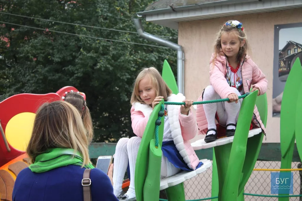 Дітей з Володимира-Волинського запрошують на новий майданчик 9