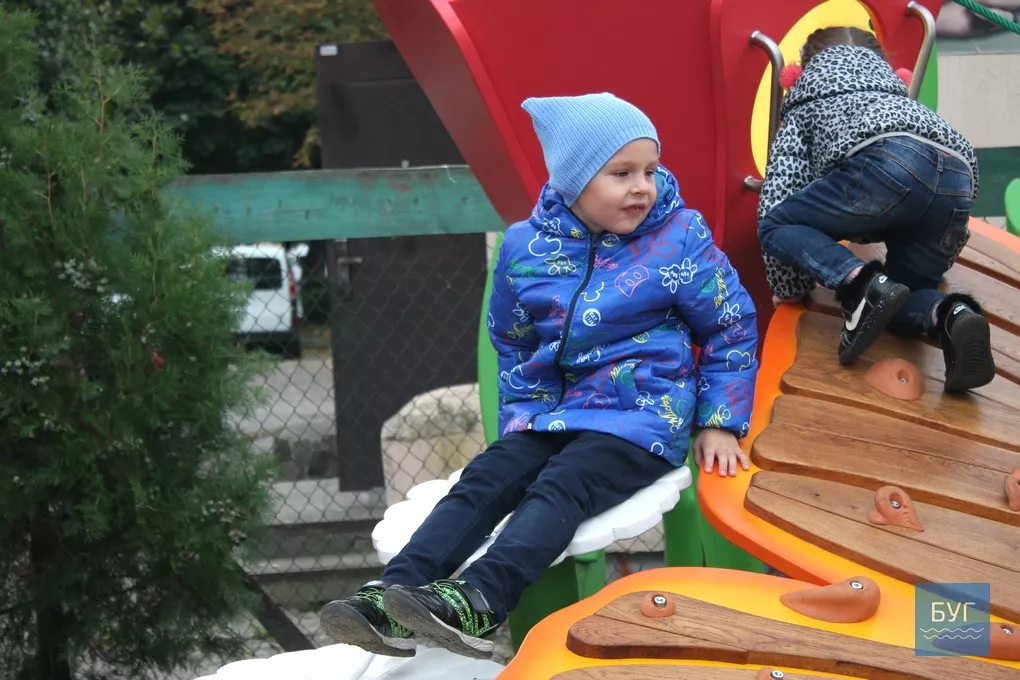 Дітей з Володимира-Волинського запрошують на новий майданчик 10