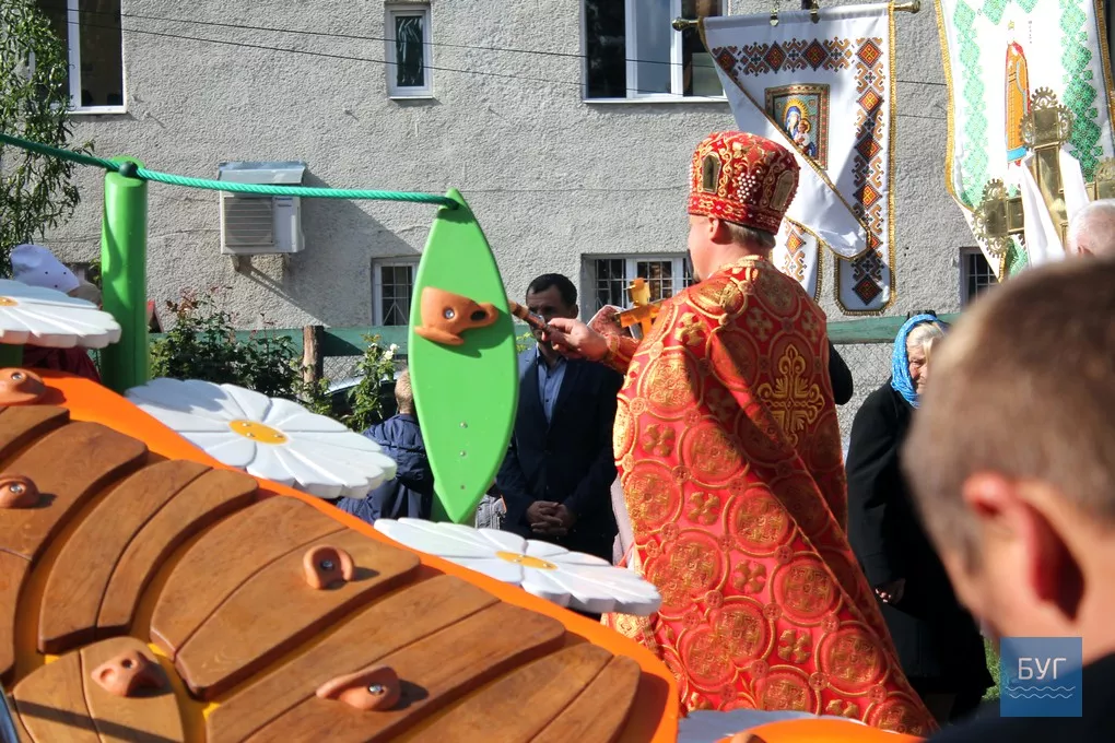 Дітей з Володимира-Волинського запрошують на новий майданчик 13