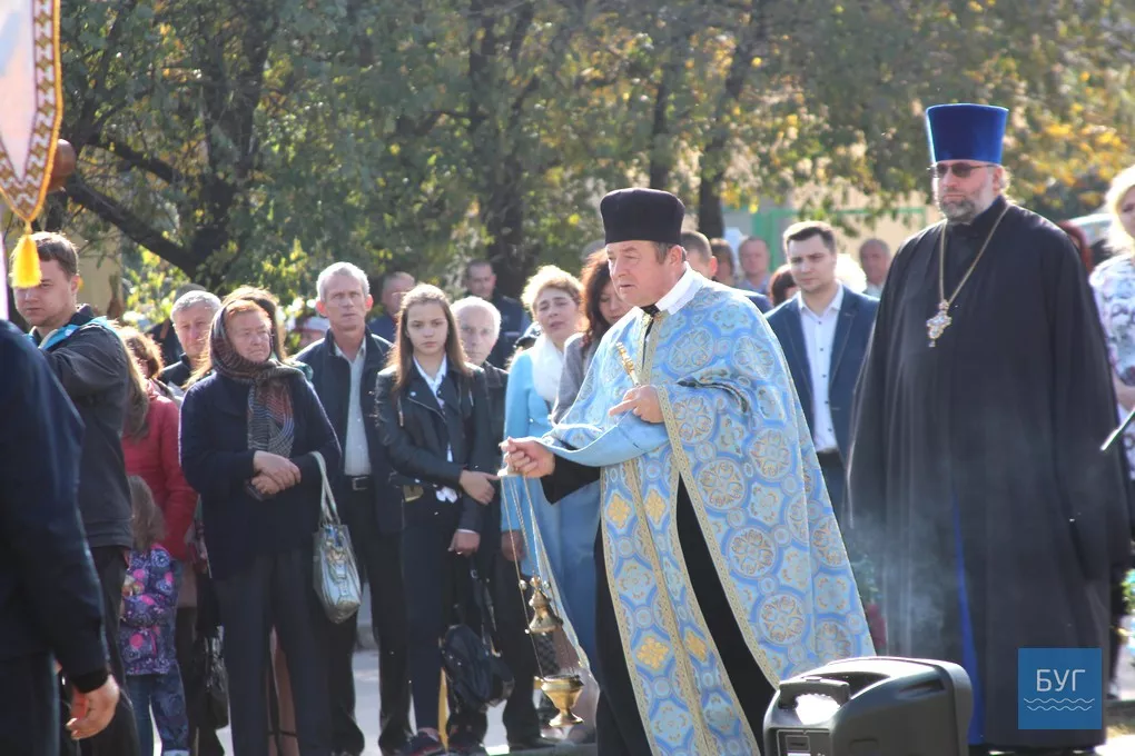 У Володимирі-Волинському вшанували пам'ять Героїв АТО і воїнів УПА 13
