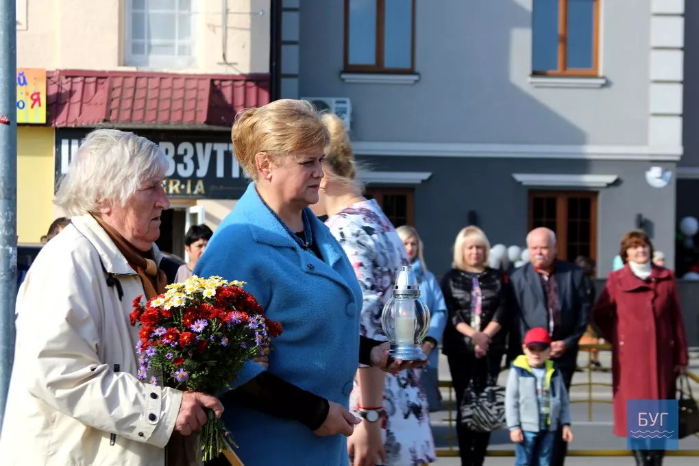 У Володимирі-Волинському вшанували пам'ять Героїв АТО і воїнів УПА 19