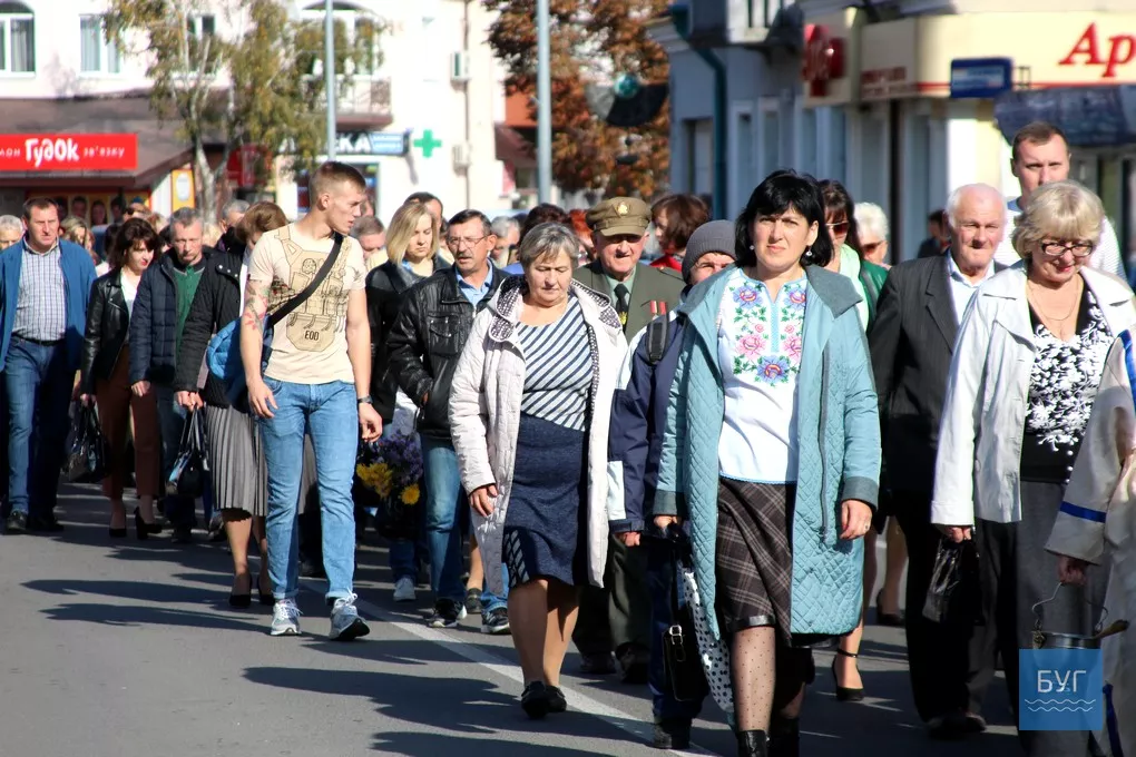 У Володимирі-Волинському вшанували пам'ять Героїв АТО і воїнів УПА 23